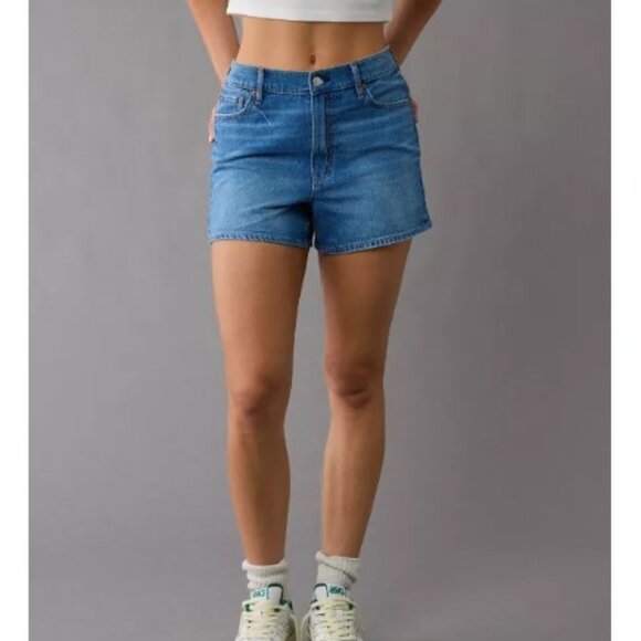 American Eagle Strigid Super High-Waisted Relaxed Denim Short Size 8 - Picture 1 of 6